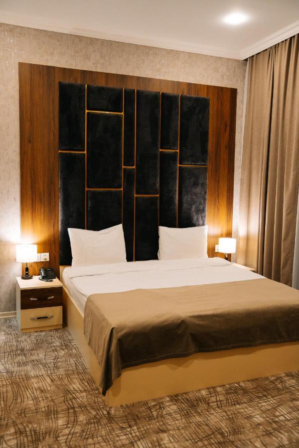 The Clocktower Hotel Baku Zewnętrze zdjęcie