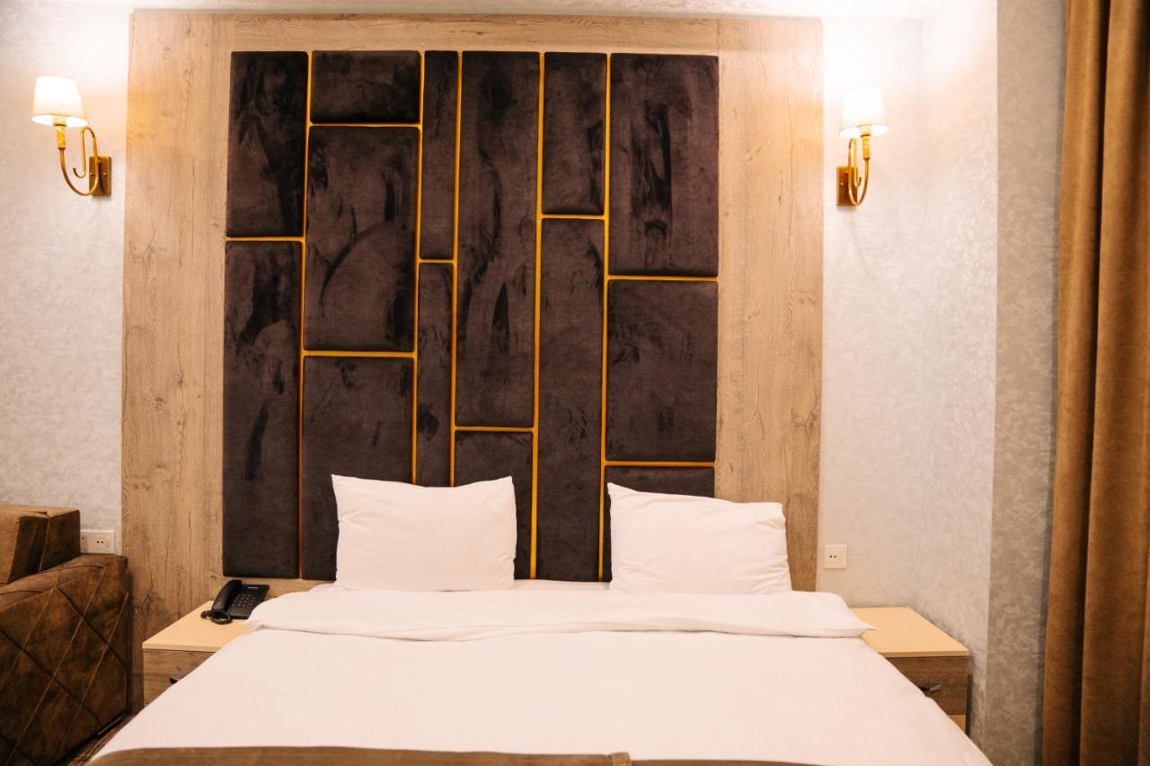 The Clocktower Hotel Baku Zewnętrze zdjęcie