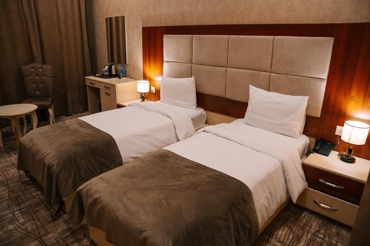 The Clocktower Hotel Baku Zewnętrze zdjęcie